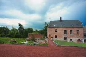 Chambre d'hôte 'Aux Logis de la Solre' à Ferrière la petite