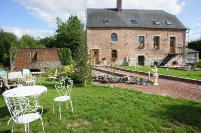 Chambre d'hôte 'Aux Logis de la Solre' dans le Nord