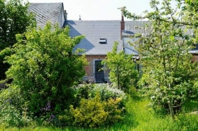 Maison d'hôtes 'La Ferme aux Charmes' à Solre-le-château