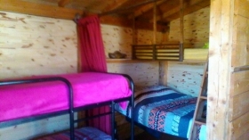 Chalets bois 'Les cabanes de riquier' à Moissac bellevue
