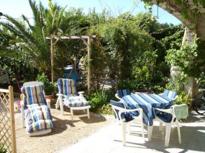 Gîte de séjour 'Chez les grives' à Hyeres