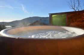 Chambre d'hôte 'Entre couette et bulles' à Rhône