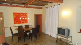 Apartamento con alquiler integro  à Sant feliu de pallerols
