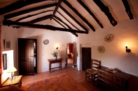 Casa Rural con encanto (por habitaciones) 'Cortijo La Haza' à Iznájar