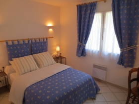 Chambre d'hôte 'Les glycines' à Figanieres