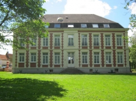Private Family Home 'Chateau de Moulin le Comte, 4 * * * * B&B + dinner' à Aire-sur-la-lys