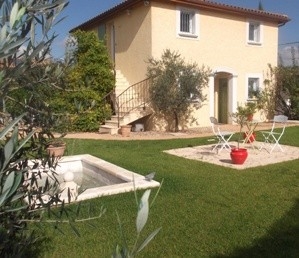 Chambres d'hôtes et gite 'Domaine des roses d'or' dans le Rhone
