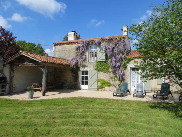 Gite à la ferme 'La charrie' à Froidfond