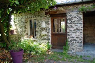 Petit gite rural atypique 'Le gîte mauve - Clecy - St Omer' dans le Calvados