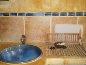 2 gîtes 4 personnes, 1 studio 2 personnes 'Le Clos des Collines' à St martin de bromes