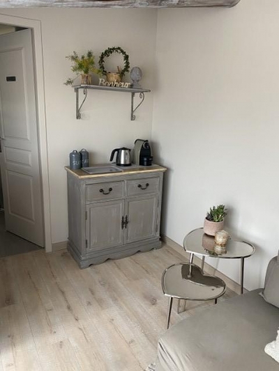 2 suites  de 30 à 45 m2 'La petite campagne' à Mane