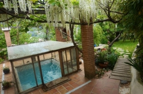 2 formules au choix : chambre d'hôtes ou gîte 'Le bois de la maura' à Sainte agnès