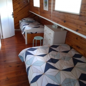Chambre d'hôte 'PENICHE FARNIENTE' à Bellegarde