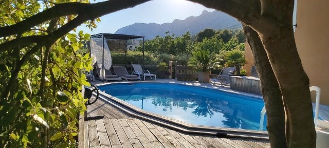 Studio en maison d'hôtes avec petit déjeuner  'Maison d'hôtes la garenne à Puyloubier sainte victoire, près d'Aix en Pce ' à Puyloubier