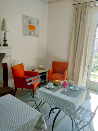Maison d'hôtes B&B 'Face au lavoir' en Vaucluse