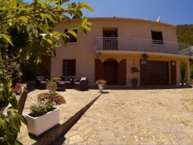 Chambres d'hôtes dans villa 'Villa emmony' à Santo pietro di venaco