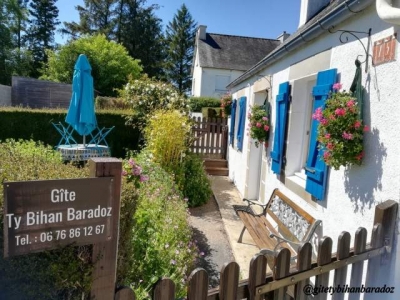 Petit gite 2 pers, jardin clos 'Gite Ty Bihan Baradoz' dans le Finistere