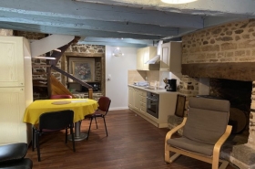 Gîte pour 3/4 personnes 'Le 2bis au coeur de Bécherel' à Becherel