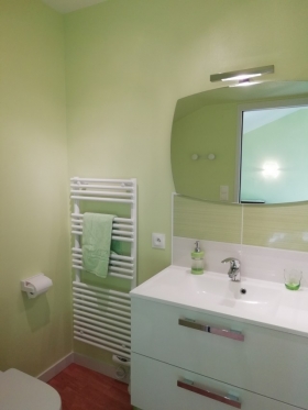 Chambre en rez de jardin, indépendante 'Gites et chambres de villiers' à Vennecy