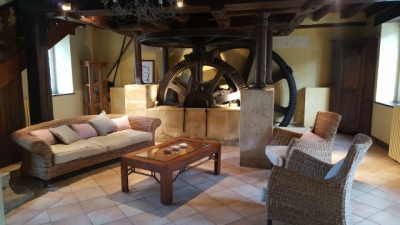 5 chambres d'hôtes et 1 gite 'Le moulin de bacchus' à Chancay