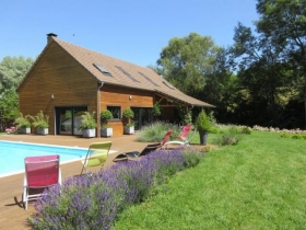 Classé 4 épis par gites des France 'La maison des étangs' à Vinon