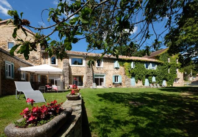 Hébergement de grand standing 'Domaine de malouziès' à Fontiers cabardès