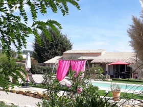 Chambres d'hôtes 'La colombe' à Tourrettes