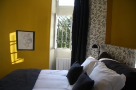 Chambre de charme  'Château La Violette' à Les marches