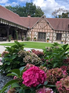 Chambres d’hôtes  'Le pigeonnier de la farge Adult Only' à Chaumont sur tharonne