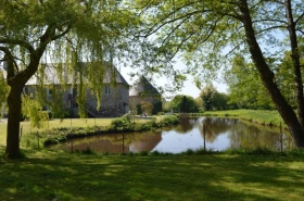 Chambres d'Hôtes 'Domaine la synchronicité' à Saint sauveur village