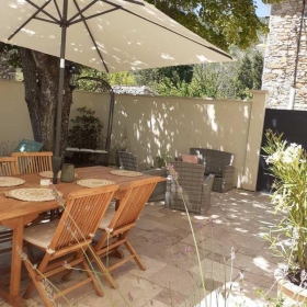 Suite parentale avec piscine privative intérieure 'Alma bella -suite parentale avec piscine privative& salon cosy' à Roche saint secret
