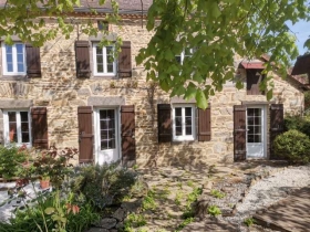 Gîte, maison entière 'Gîte côtes de sioule' à St remy de blot