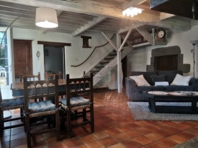 Gîte, maison entière 'Gîte côtes de sioule' à St remy de blot