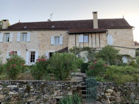 'L hirondelle du bourg ' à Beduer