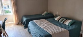 Chambre d'hôtes 1 à 5 personnes - Gite 4 à 6 personnes 'La gloriette' à Neuville de ppoitou