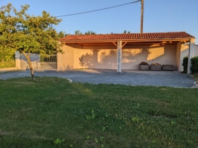 Grand gîte 4 étoiles adapté pour 12 personnes avec piscine chauffée  'Le Fournil gîte 4 étoiles avec piscine pour 12 personnes' à Surgères