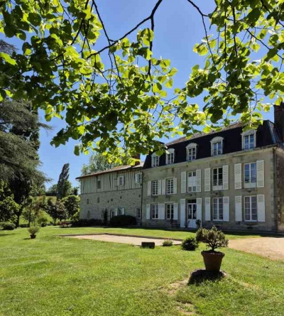 Chambres et table d'Hôtes de Charme, Gites 'Le Masbareau' à Royères