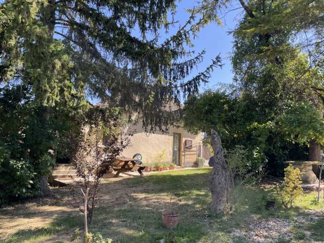 Photo Bournazel La petite maison dans le jardin