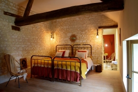 Chambres d'Hôtes 'Domaine de l'Ocrerie' à Pourrain