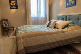 Chambre ,lit 160 Salle de bain avec grande douche à l'Italienne ,Dressing 'Villa luigi en provence' à Saint cannat