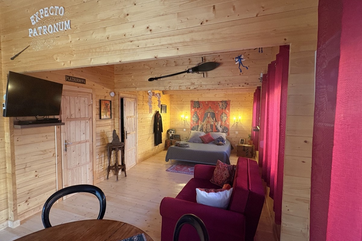 Chalet en bois 'Sanglier magique' à Boutenac