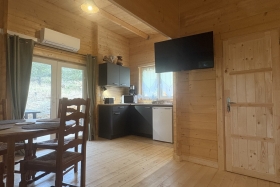 Chalet en bois 'Sanglier magique' à Boutenac