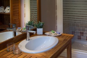 Chambres d'hôtes de charme 'Le Bouquet de l'Aromate' à Joucas
