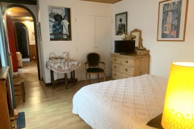 + micro ondes, plaque chauffante, frigo, bouilloire et cafetière électrique 'Chambre d'hôtes ' à Allonville