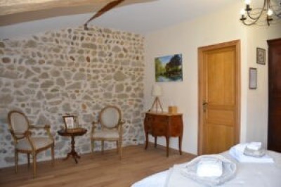 Maison d'Hôte de Charme à la Campagne 'L'aubier du tilleul' à Chanos-curson