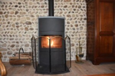 Maison d'Hôte de Charme à la Campagne 'L'aubier du tilleul' à Chanos-curson