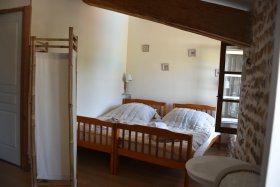 Maison d'Hôte de Charme à la Campagne 'L'aubier du tilleul' à Chanos-curson