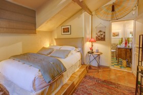 Maison d'Hôtes de luxe 'Maison d'hôtes les jardins saint eloi' à Le lonzac