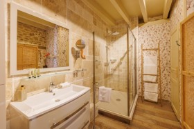Maison d'Hôtes de luxe 'Maison d'hôtes les jardins saint eloi' à Le lonzac