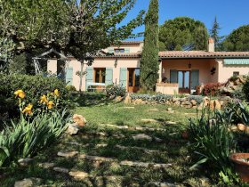 Maison de Vacances et Piscine en Provence verte 'Maison d'Hôtes "Carpe Diem"' à Draguignan